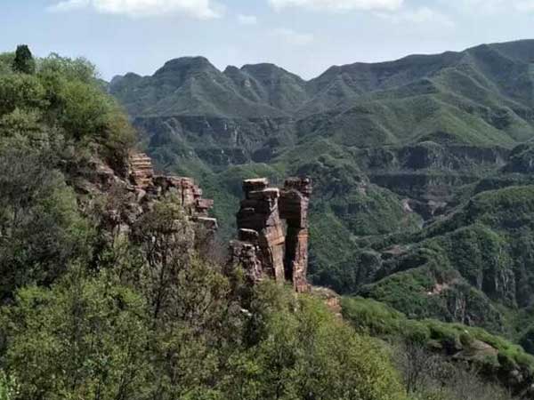 恒恩生物春游踏青游记-黛眉山